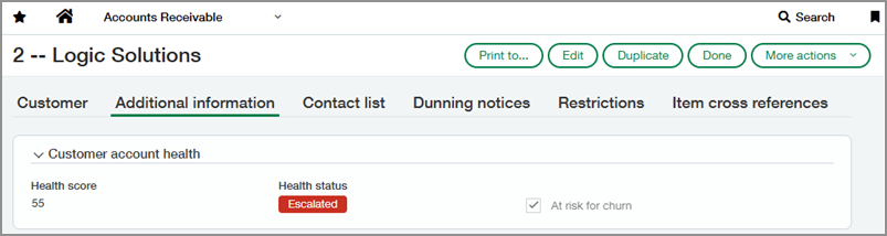 La pestaña Información adicional de un cliente muestra los nuevos campos de estado