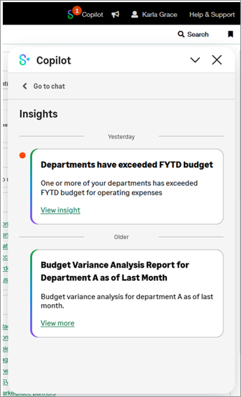 Affiche un exemple de notifications d’informations, avec une information marquée comme nouvelle via un badge orange.
